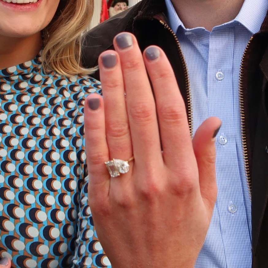 Custom C + M Toi et Moi Engagemen Ring