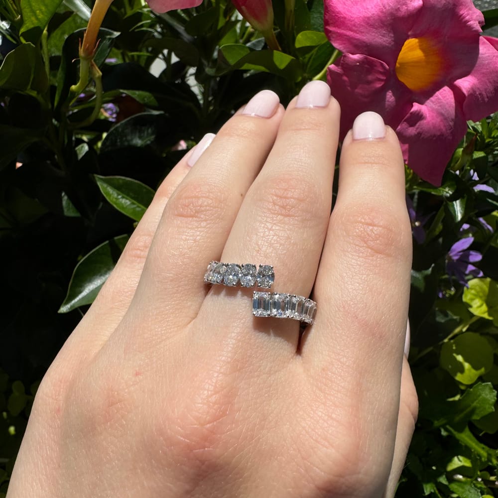Jada Oval and Emerald Wrap Ring, 6.5