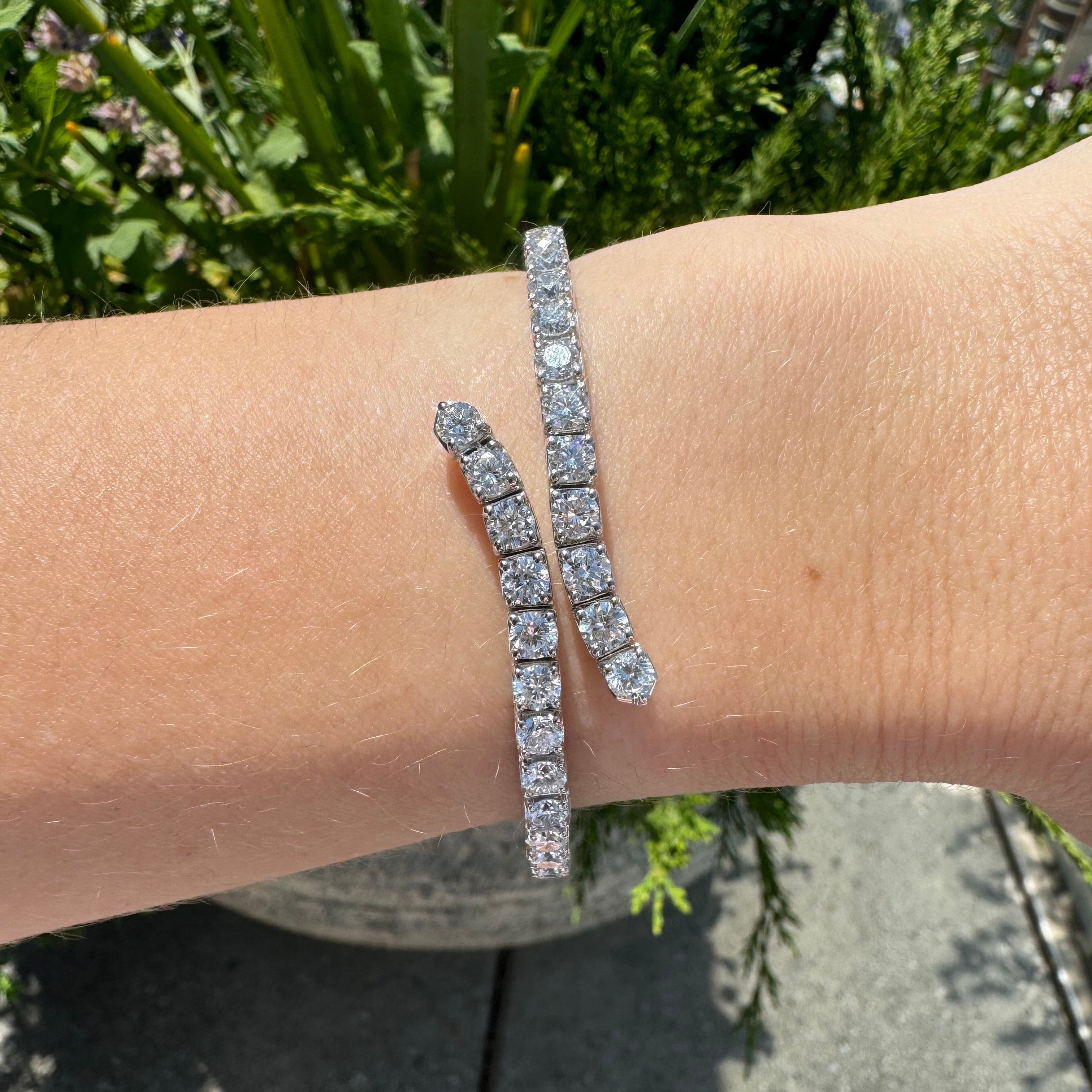 Simone Flexible Round Tennis Bracelet