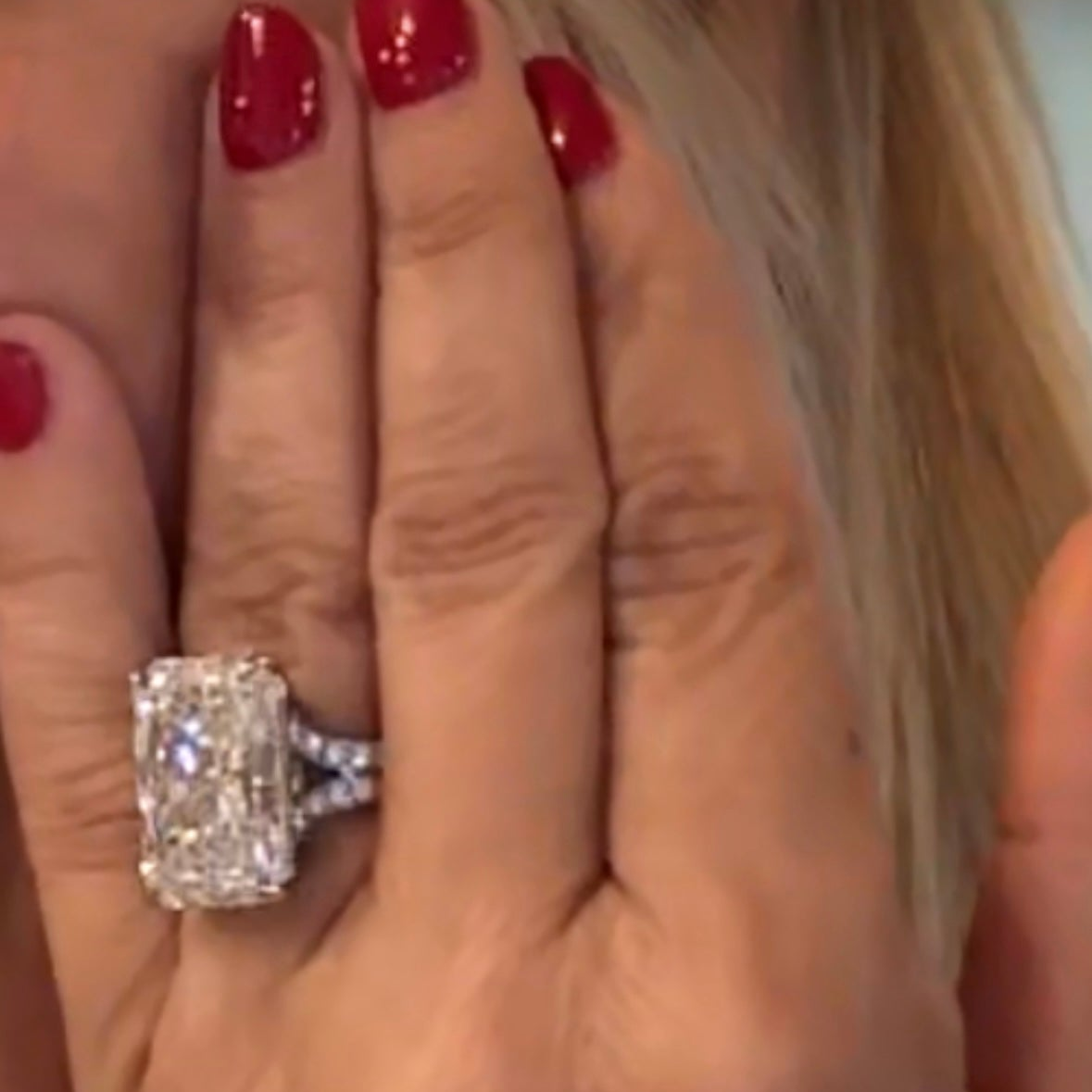 Bespoke Radiant ring for Lauren