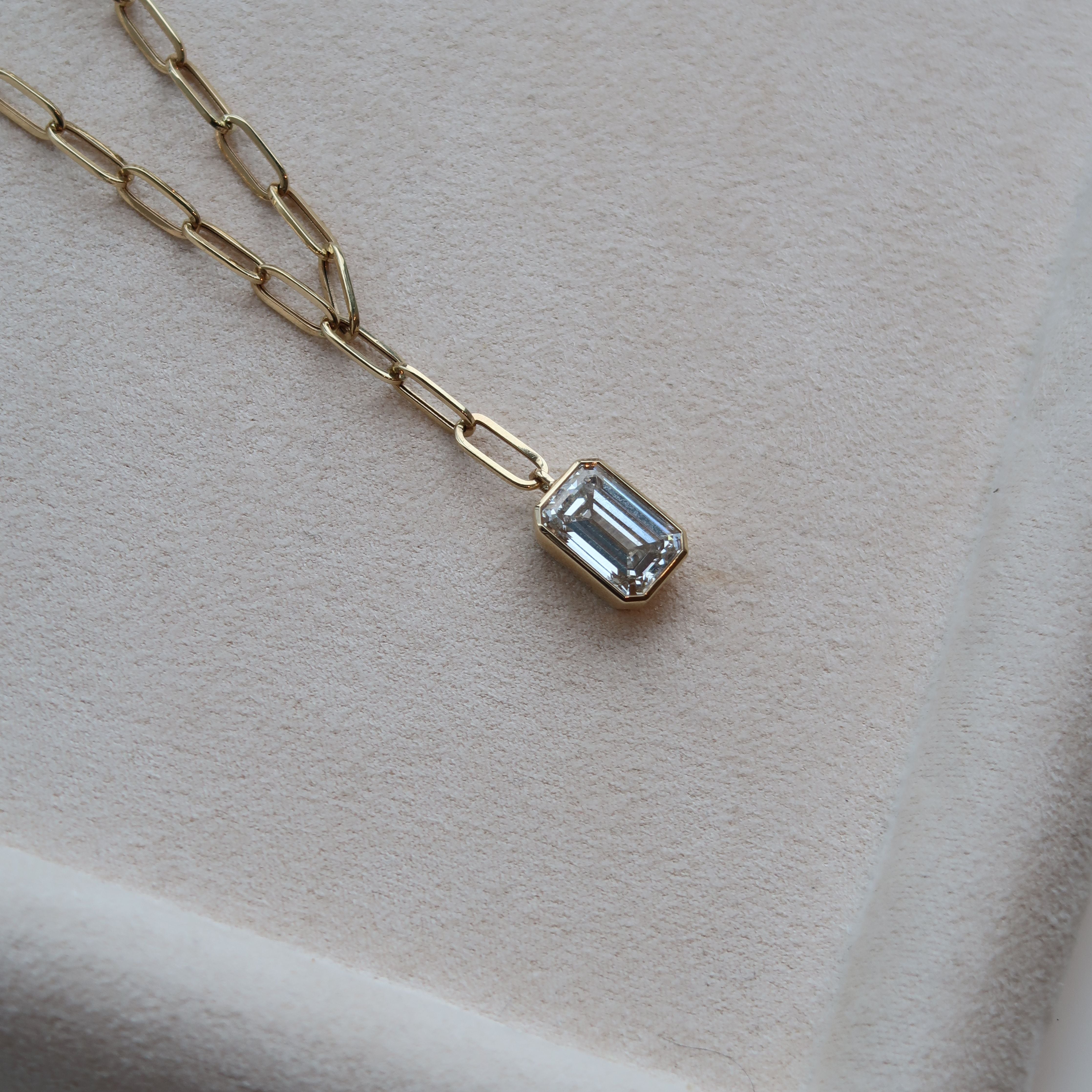 Hallie Emerald Diamond Lariat Paperclip Necklace
